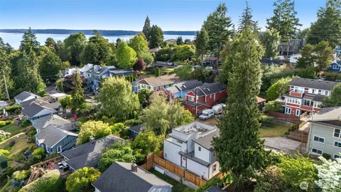 $850,000 | 4413 50th Avenue Southwest, Seattle, WA 98116