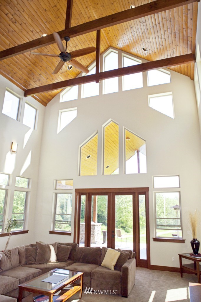 704 East Smith Road Bellingham, WA 98226 - Photo 11 of 25 Gallery Image 11