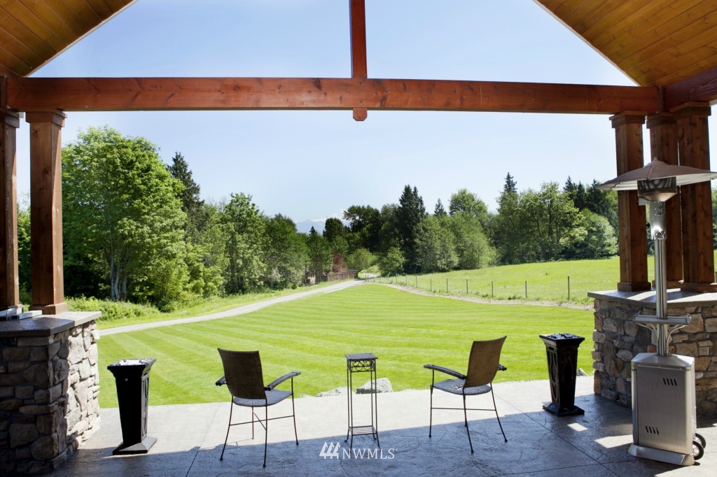 704 East Smith Road Bellingham, WA 98226 - Photo 24 of 25 Gallery Image 24