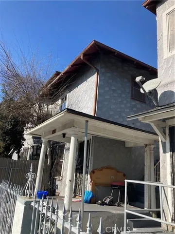 $1,675,000 | 1424 South Catalina Street, Los Angeles, CA 90006