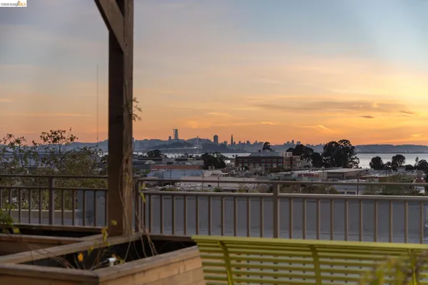 $510,000 | 2747 San Pablo Avenue, Unit 507, Berkeley, CA 94702