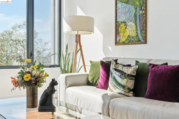 $510,000 | 2747 San Pablo Avenue, Unit 507, Berkeley, CA 94702