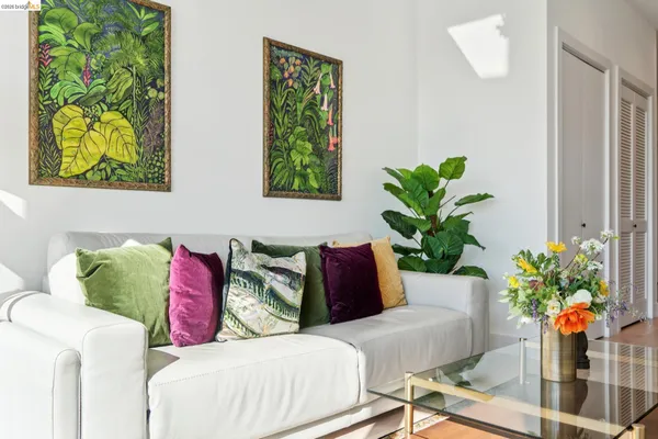 $510,000 | 2747 San Pablo Avenue, Unit 507, Berkeley, CA 94702