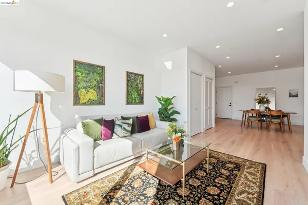 $510,000 | 2747 San Pablo Avenue, Unit 507, Berkeley, CA 94702