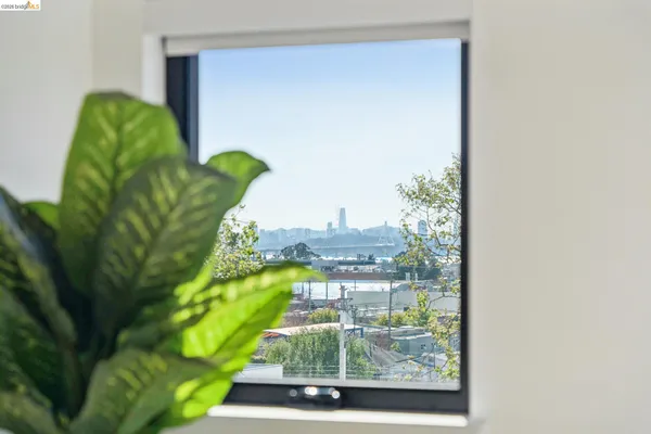 $510,000 | 2747 San Pablo Avenue, Unit 507, Berkeley, CA 94702