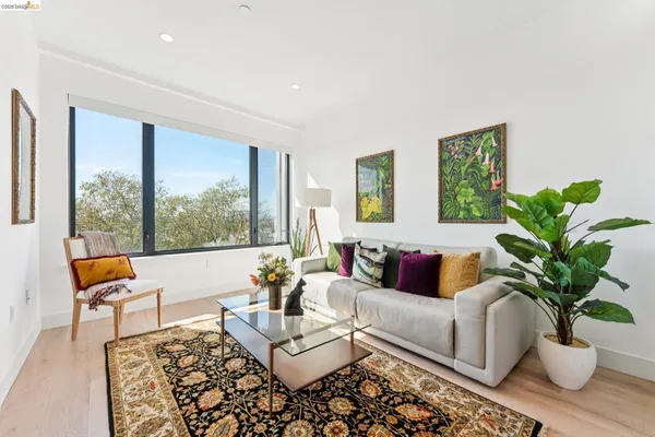 $510,000 | 2747 San Pablo Avenue, Unit 507, Berkeley, CA 94702