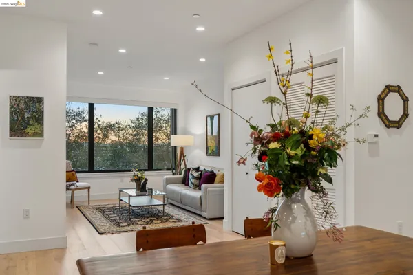 $510,000 | 2747 San Pablo Avenue, Unit 507, Berkeley, CA 94702