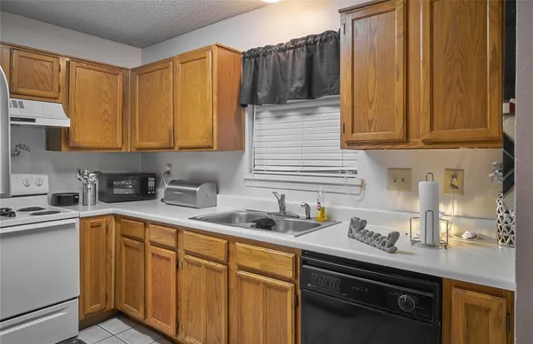 $1,500 | 8678 Holly Street, Frisco, TX 75034
