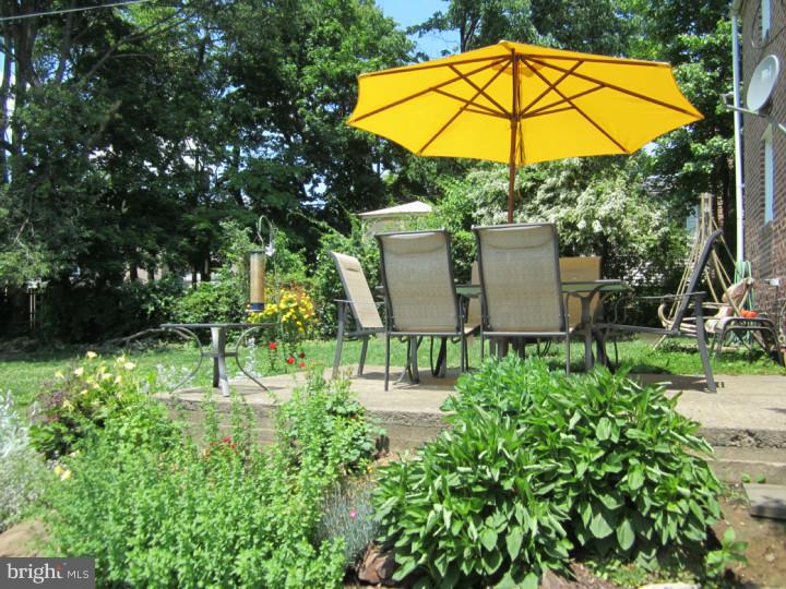 314 Edgemore Road Secane, PA 19018 - Photo 24 of 25 Patio
