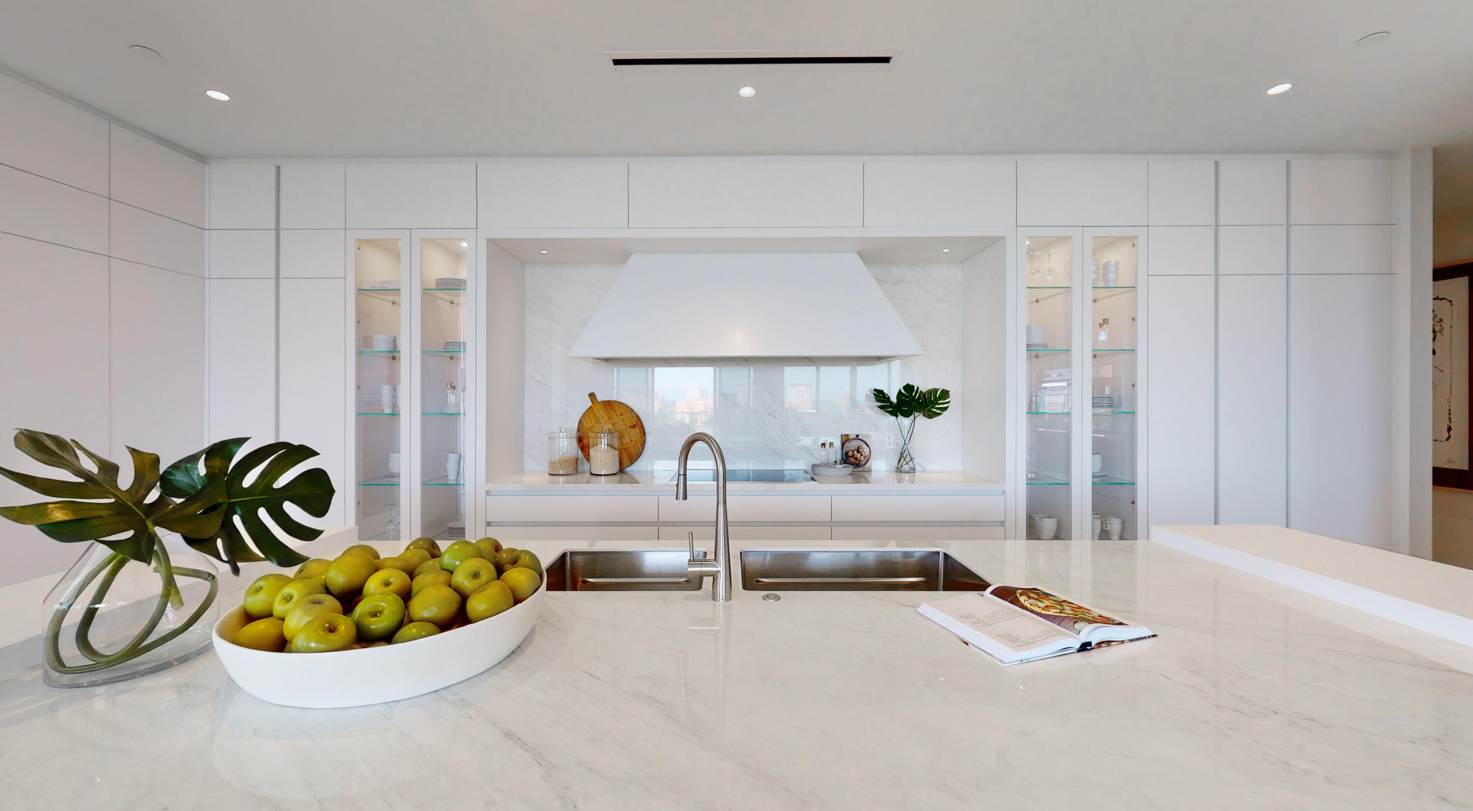 200 Southeast Mizner Boulevard, Unit PH18 Boca Raton, FL 33432 - Photo 27 of 49 a living room with furniture and a potted plant