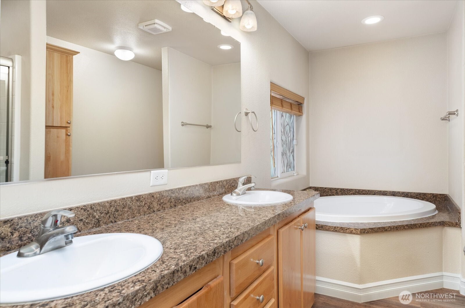 1376 Silver Lake Road Oak Harbor, WA 98277 - Photo 21 of 30