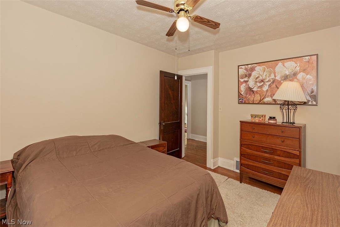 3361 Cedarbrook Road Cleveland, OH 44118 - Photo 14 of 32