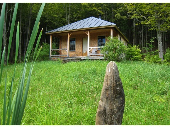 1709 Wild Apple Road Pomfret, VT 05067 - Photo 13 of 16
