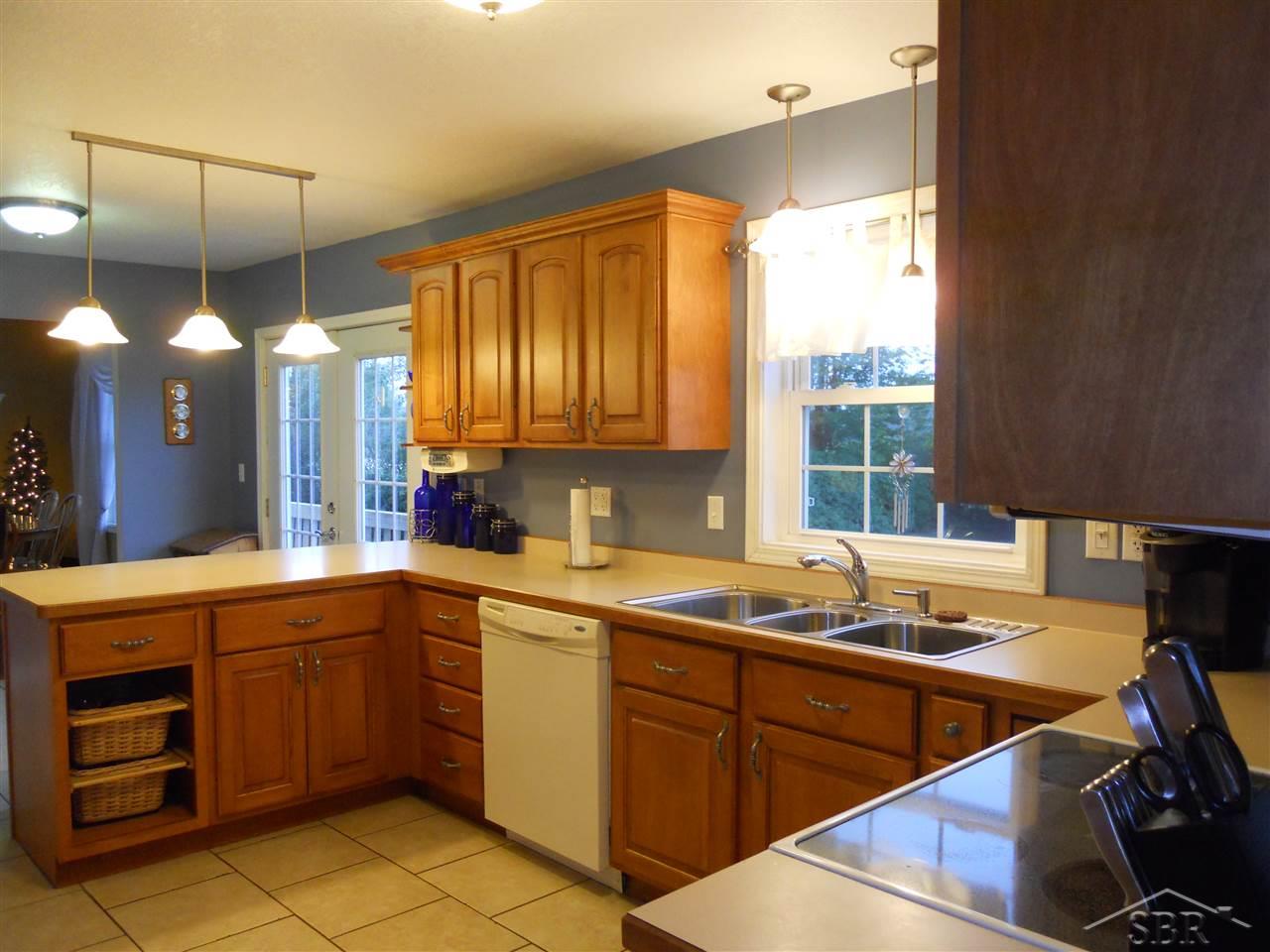 3283 South Kirk Road Vassar, MI 48768 - Photo 6 of 53 31261873-5.JPG
