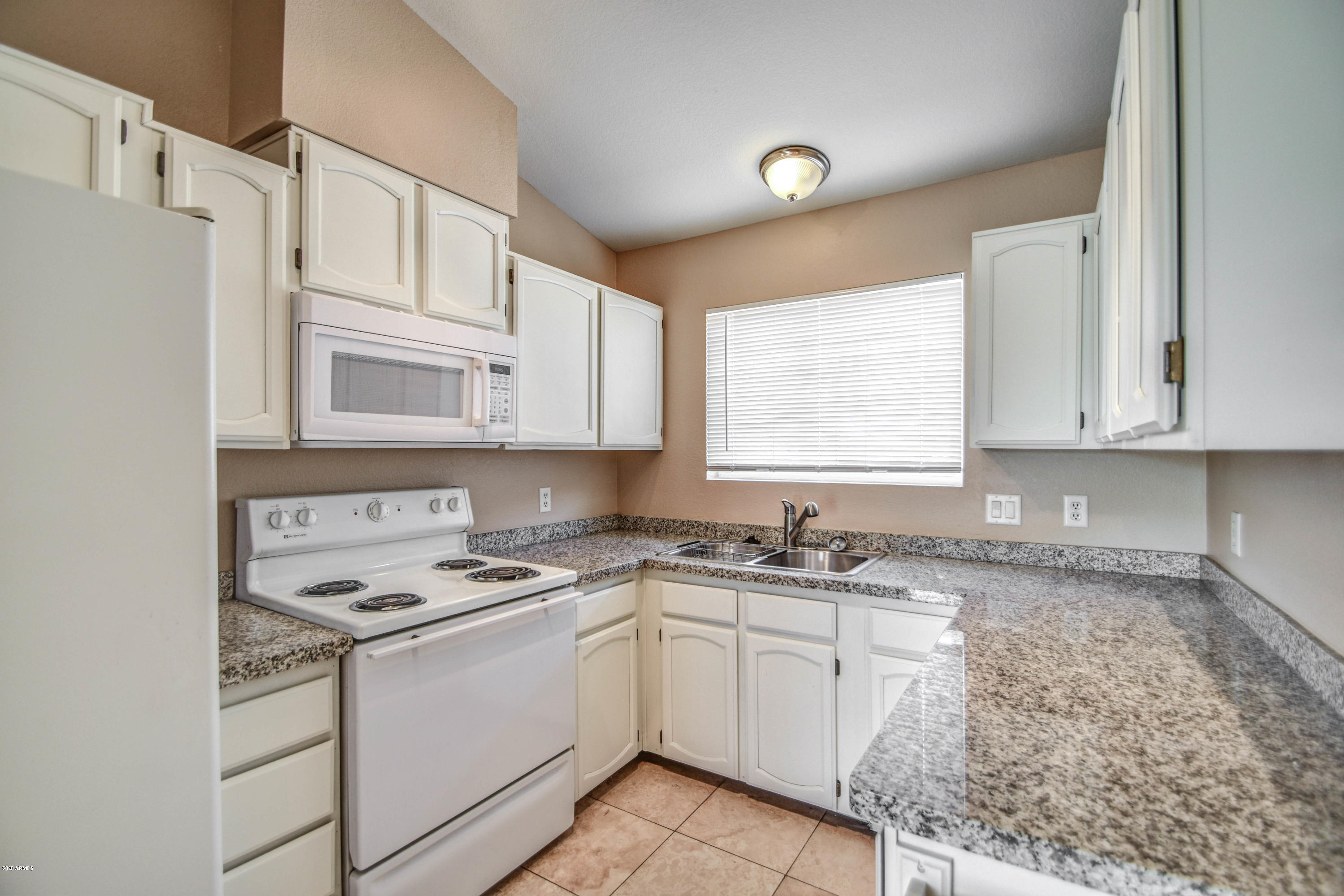 9323 East Adobe Road Mesa, AZ 85207 - Photo 8 of 21 Kitchen 2