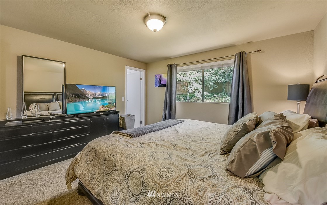 15 219th Place Southwest Bothell, WA 98021 - Photo 12 of 24