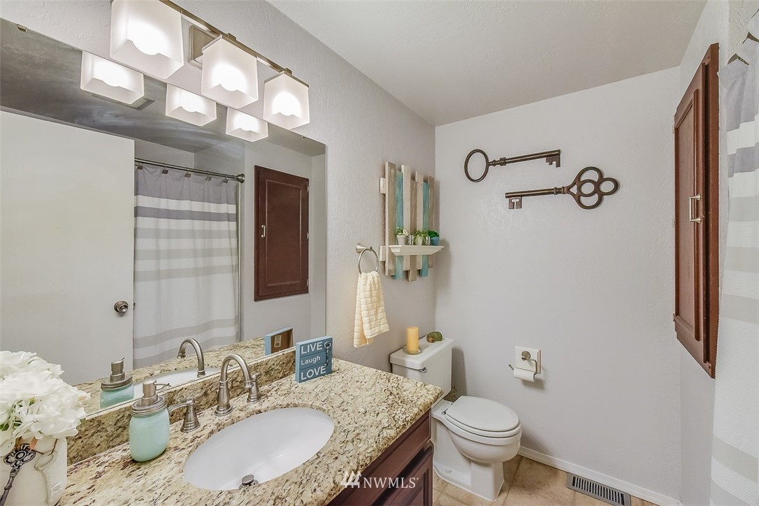 15 219th Place Southwest Bothell, WA 98021 - Photo 13 of 24
