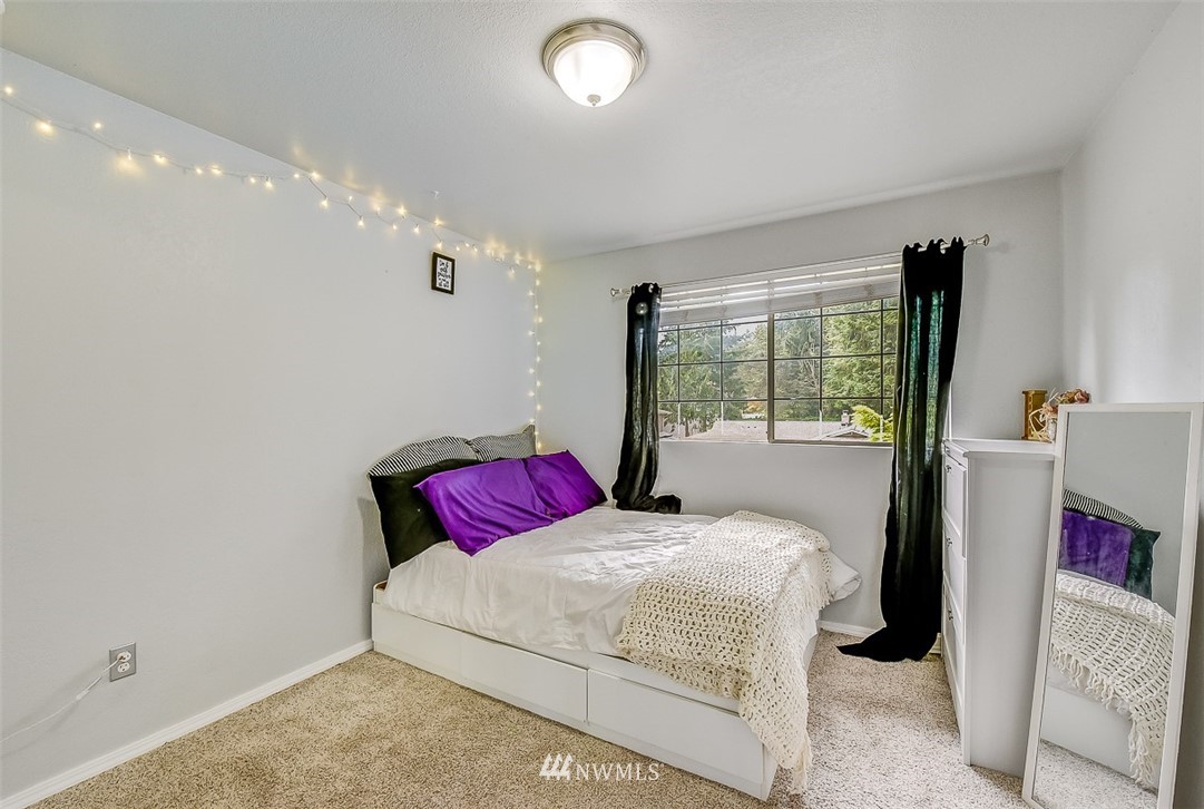 15 219th Place Southwest Bothell, WA 98021 - Photo 15 of 24