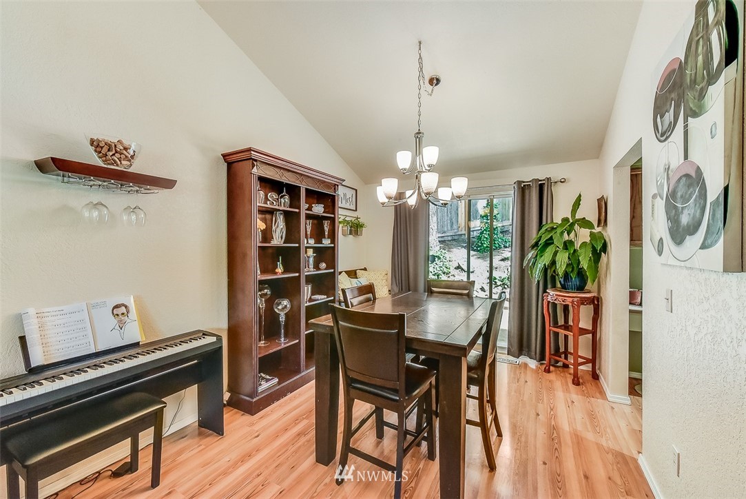 15 219th Place Southwest Bothell, WA 98021 - Photo 10 of 24