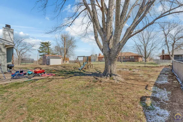 $179,000 | 5328 Northwest Green Hills Road, Topeka, KS 66618
