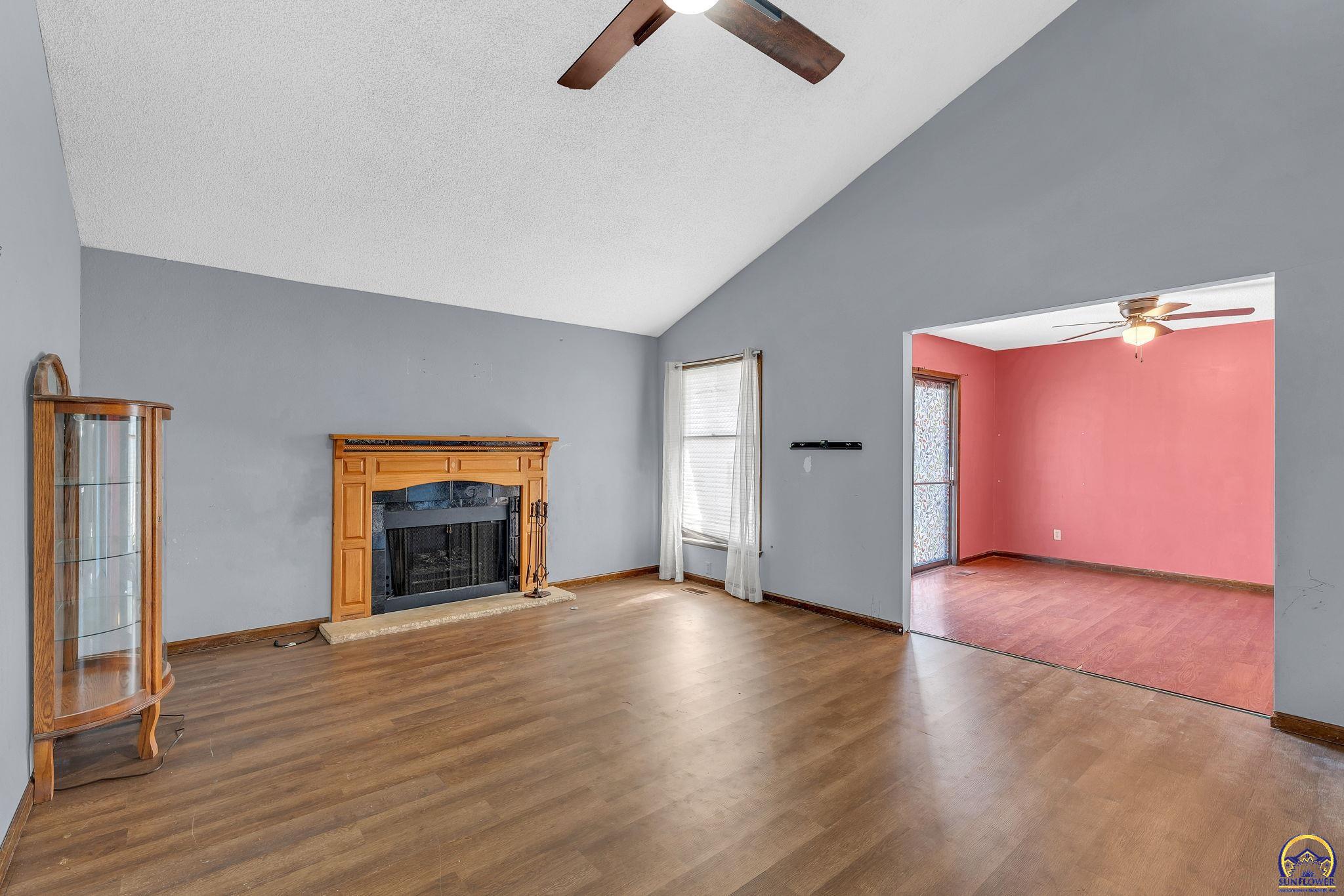 5328 Northwest Green Hills Road Topeka, KS 66618 - Photo 8 of 34