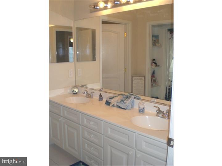 1 Springville Way Mount Laurel, NJ 08054 - Photo 14 of 25 Bathroom