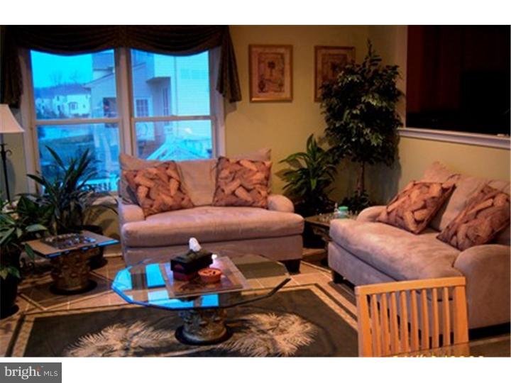 1 Springville Way Mount Laurel, NJ 08054 - Photo 8 of 25 Sun Room