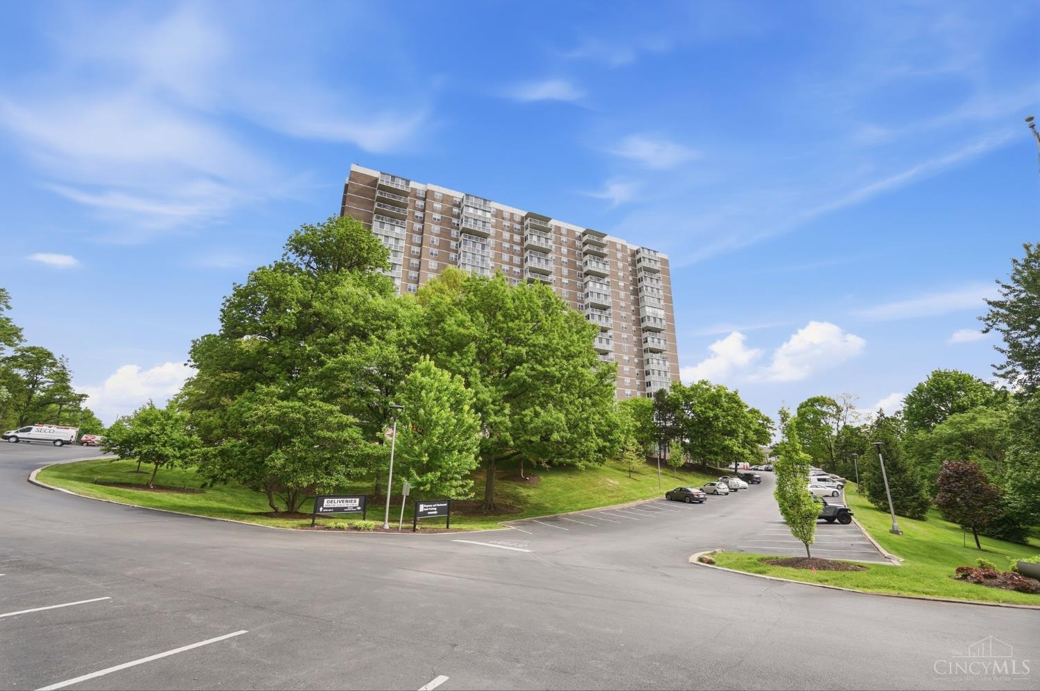 2444 Madison Road, Unit 2002 Cincinnati, OH 45208 - Photo 82 of 86 Gallery Image 82
