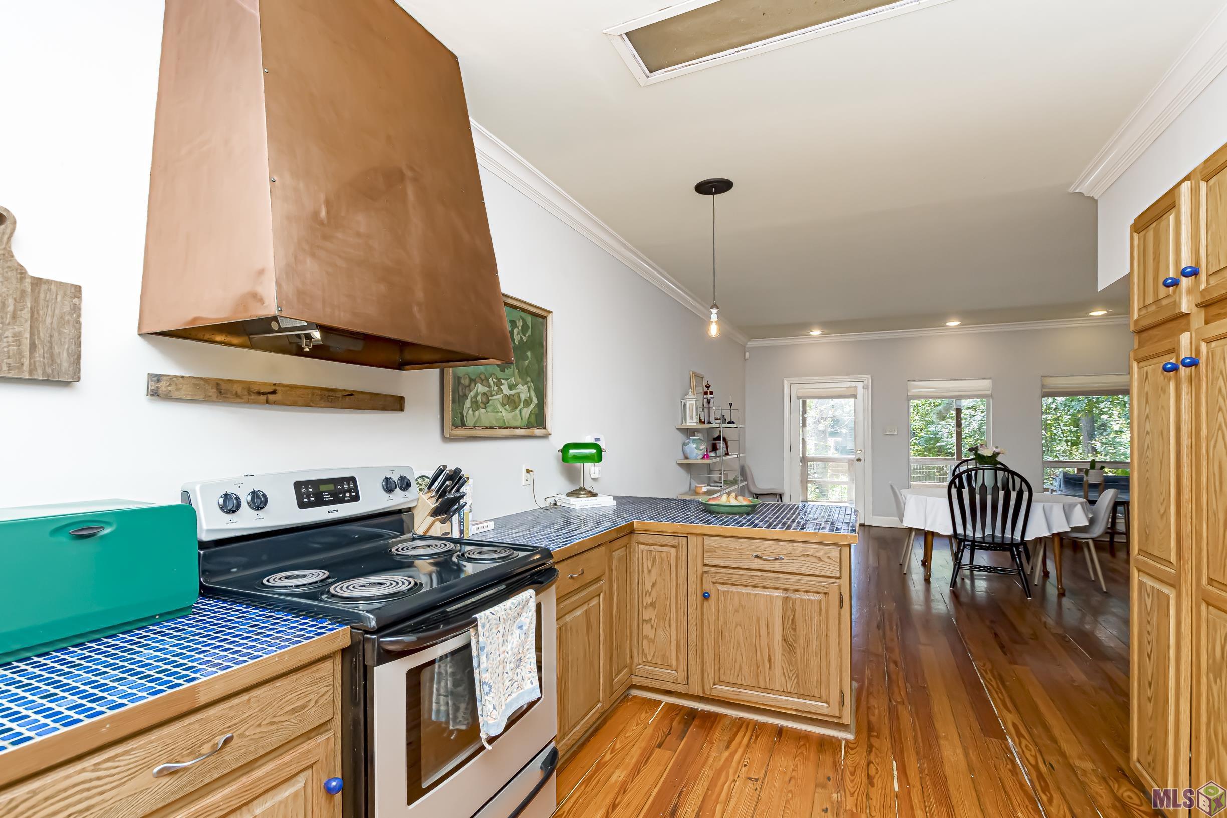 2020 Ovid Street Baton Rouge, LA 70808 - Photo 14 of 33