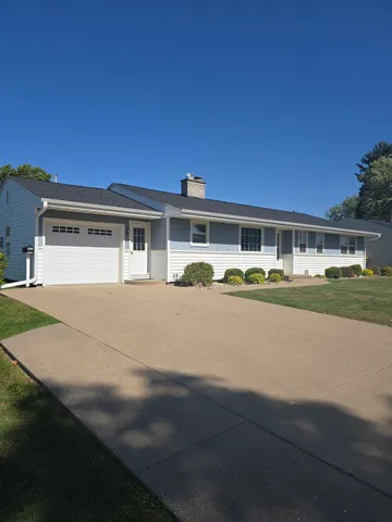 $215,000 | 843 Sycamore Street, Lancaster, WI 53813
