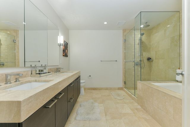 $1,899,000 | 1 Franklin Street, Unit 1607, Boston, MA 02110