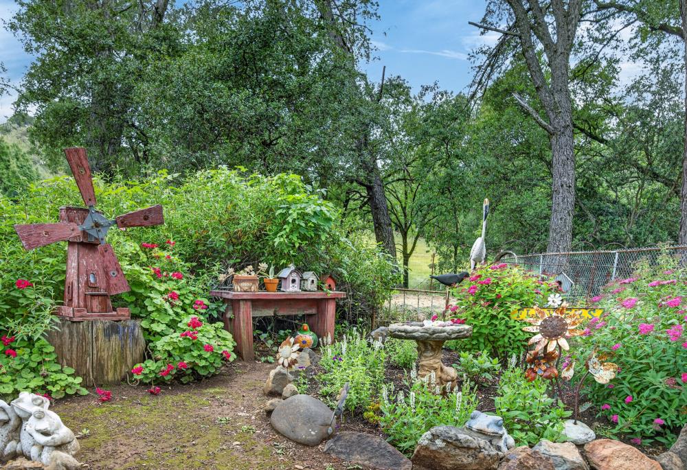 2476 Frontier Road Auburn, CA 95603 - Photo 56 of 74