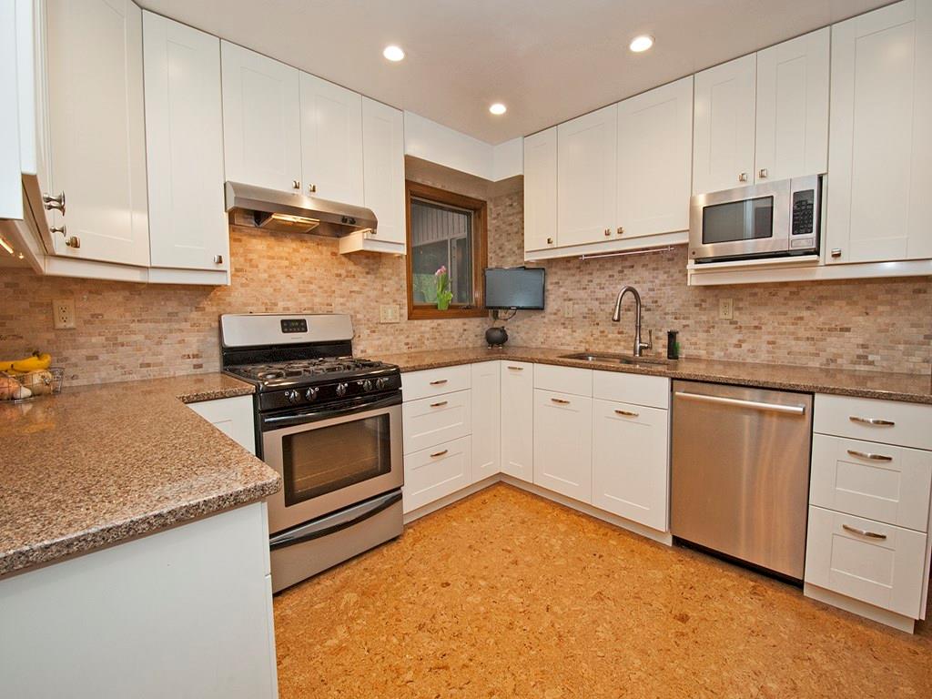 6 Highmeadow Road Pittsburgh, PA 15215 - Photo 3 of 19 Gallery Image 3
