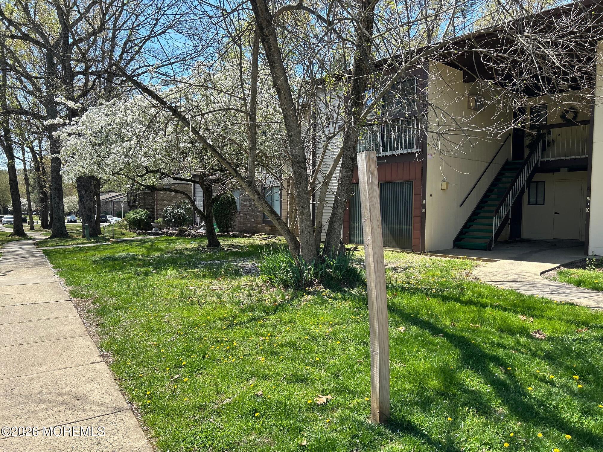 91 Arrowood Road, Unit D Manalapan, NJ 07726 - Photo 10 of 13 Community