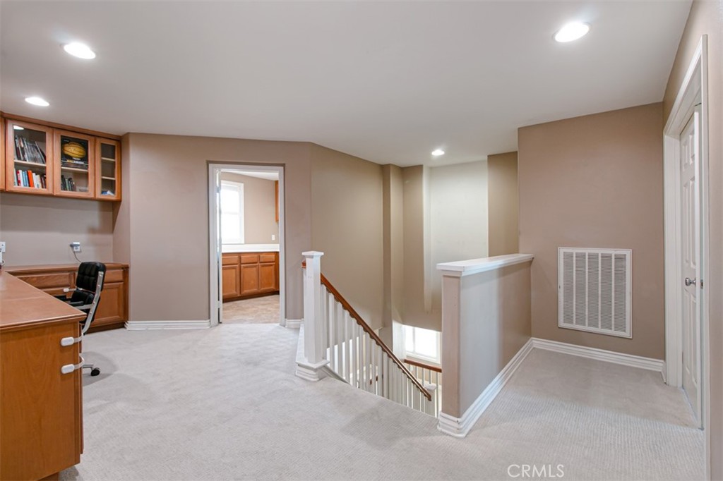 29315 Sequoia Road Canyon Country, CA 91387 - Photo 13 of 28