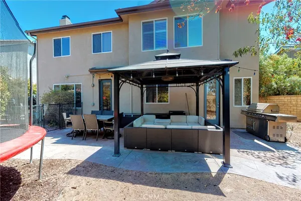 $1,099,900 | 29315 Sequoia Road, Canyon Country, CA 91387