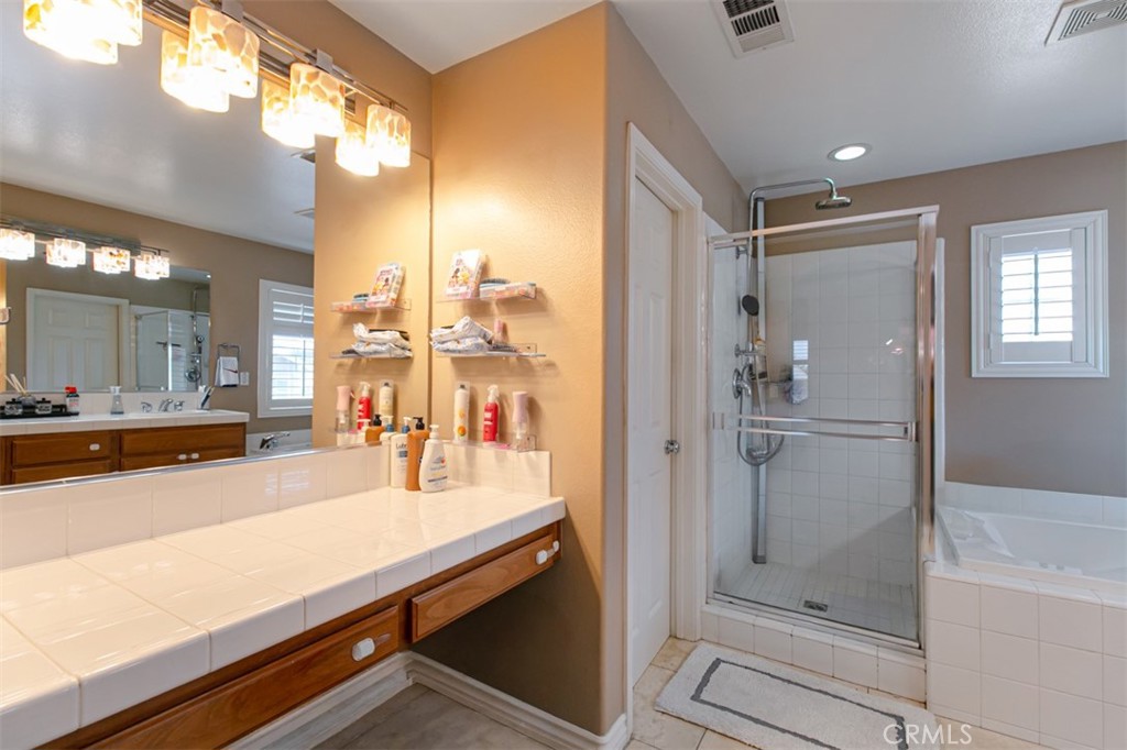 29315 Sequoia Road Canyon Country, CA 91387 - Photo 21 of 28