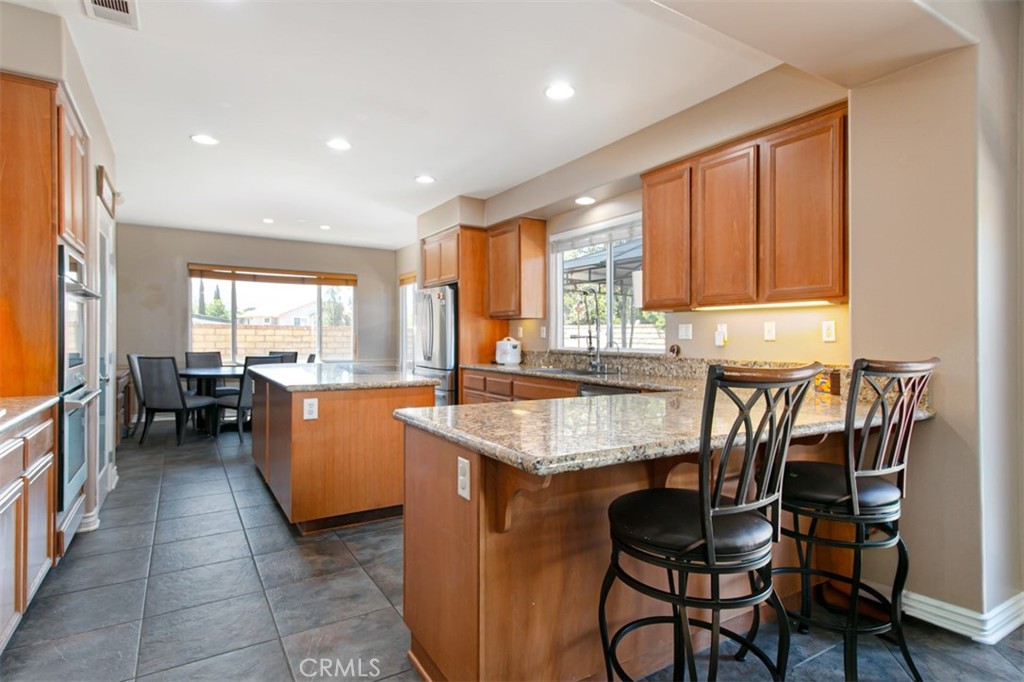 29315 Sequoia Road Canyon Country, CA 91387 - Photo 5 of 28