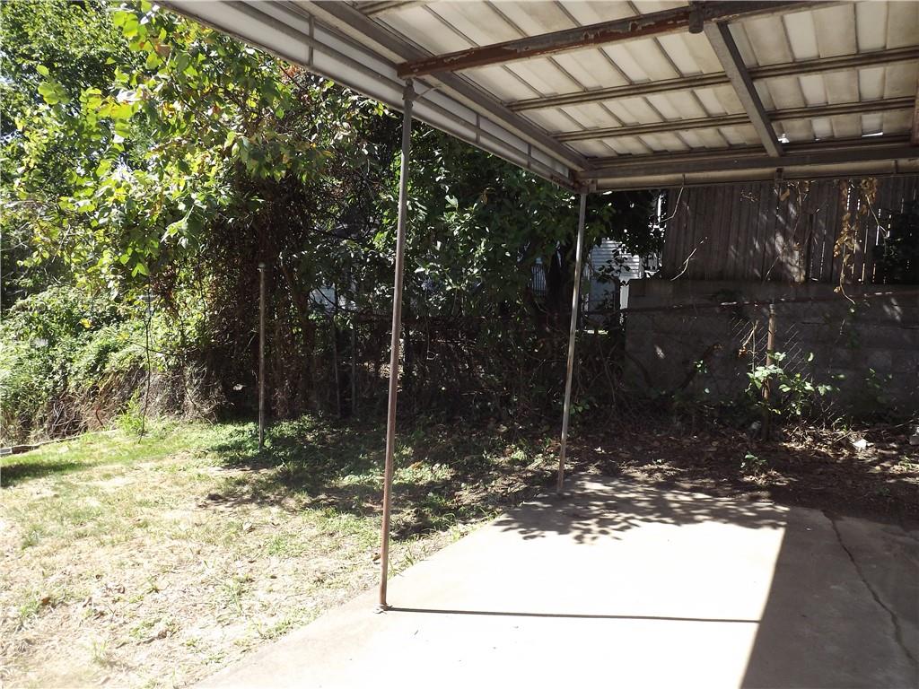 411 Fair Oaks Street McKees Rocks, PA 15136 - Photo 17 of 23 a view of outdoor space