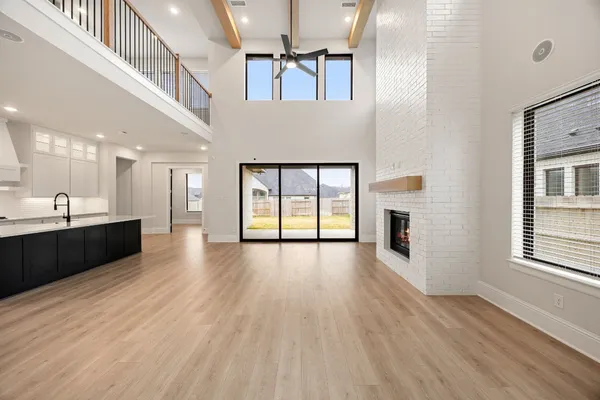 $639,000 | 734 Platinum Stone Lane, Pinehurst, TX 77362