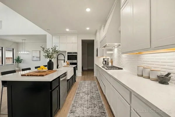 $639,000 | 734 Platinum Stone Lane, Pinehurst, TX 77362