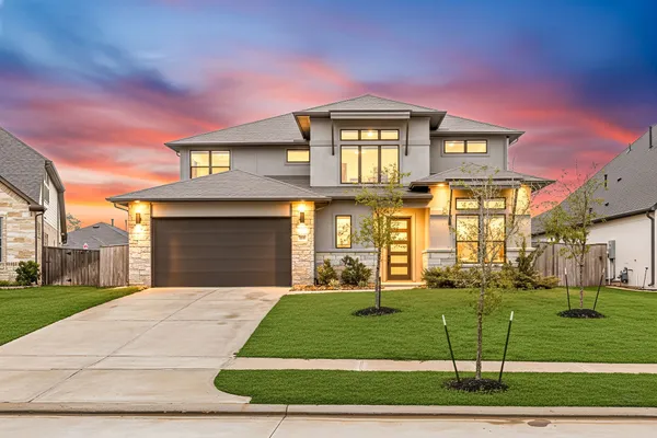 $639,000 | 734 Platinum Stone Lane, Pinehurst, TX 77362