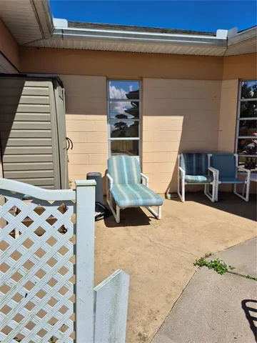 $109,000 | 2117 Club Circle, Unit 2117, Lakeshore, FL 33854