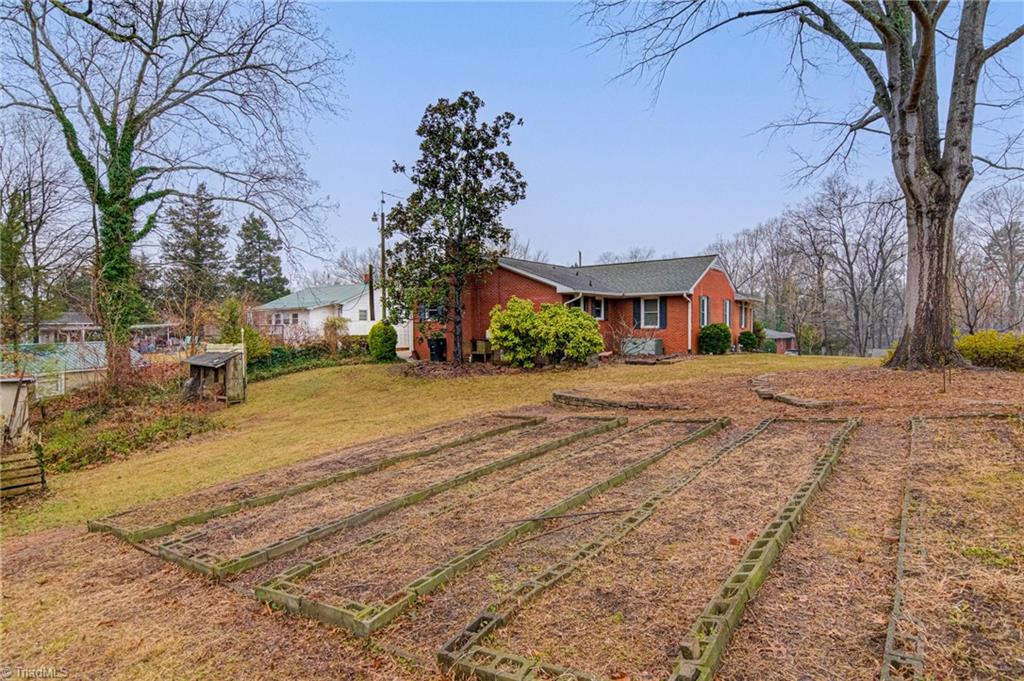 1314 Florida Street High Point, NC 27262 - Photo 35 of 36 Gallery Image 35