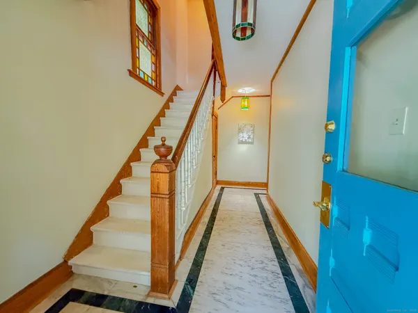 $2,200 | 52 Sherman Street, Hartford, CT 06105