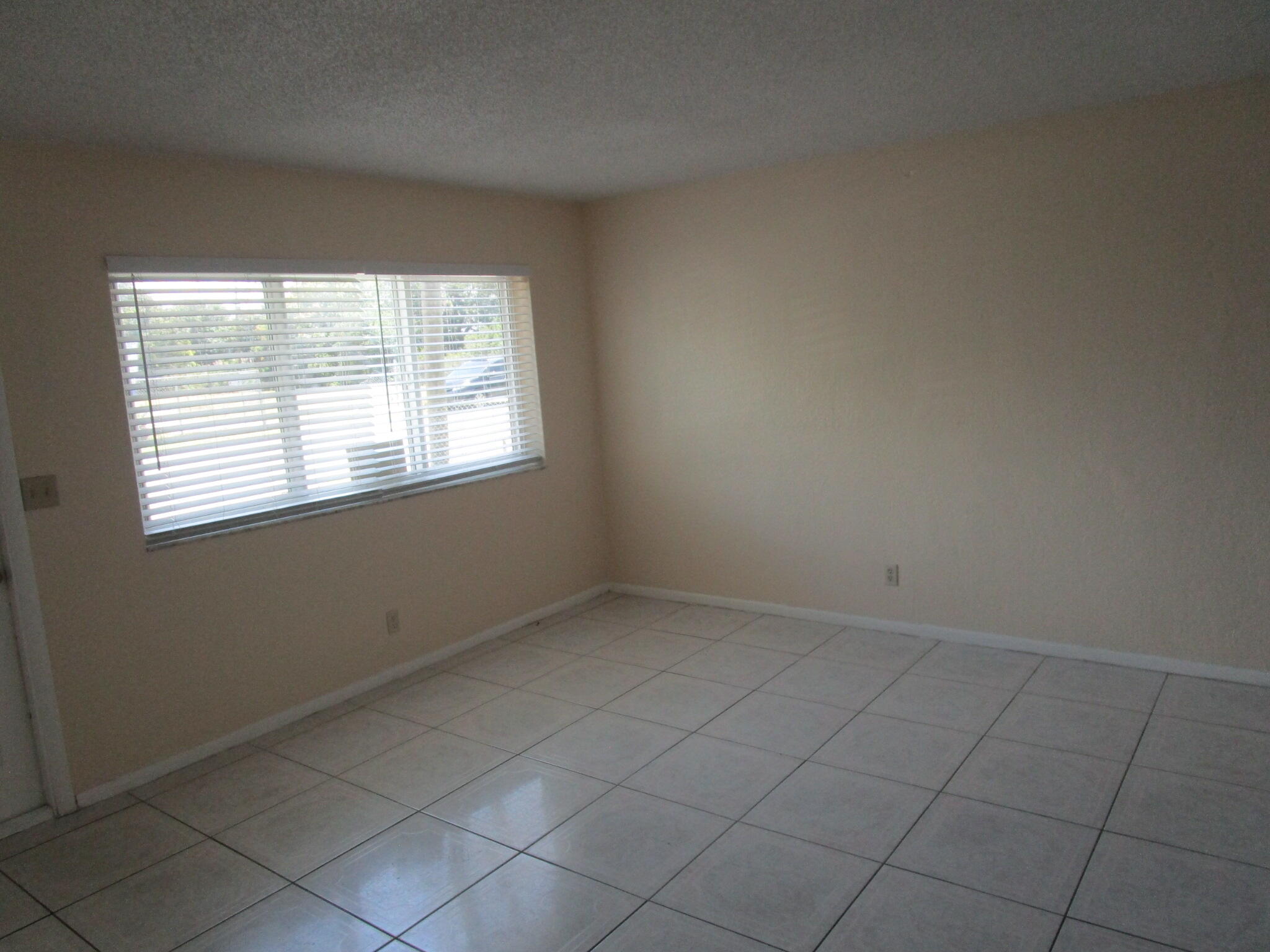 3501 Avenue East, Unit 1 Riviera Beach, FL 33404 - Photo 17 of 35 17