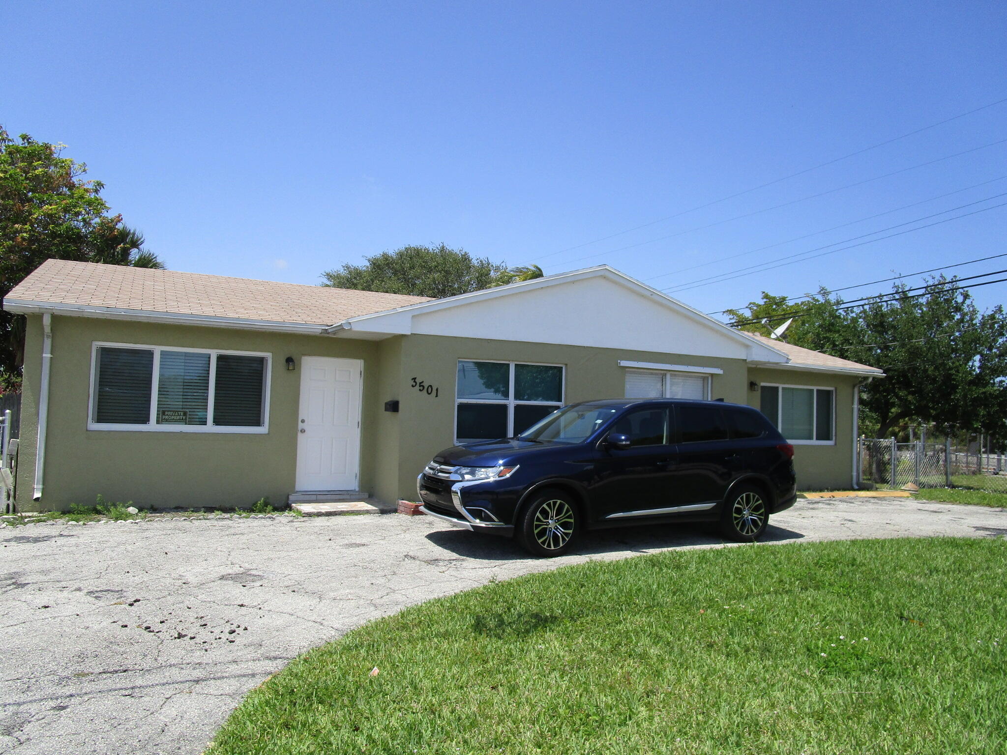 3501 Avenue East, Unit 1 Riviera Beach, FL 33404 - Photo 2 of 35 1