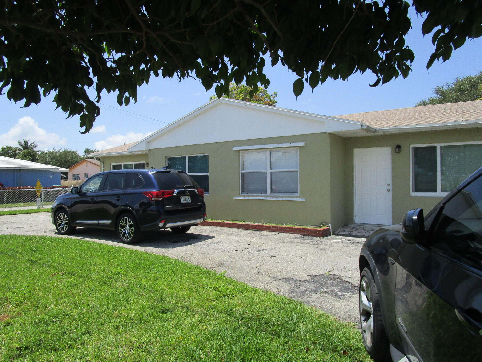 3501 Avenue East, Unit 1 Riviera Beach, FL 33404 - Photo 3 of 35 2