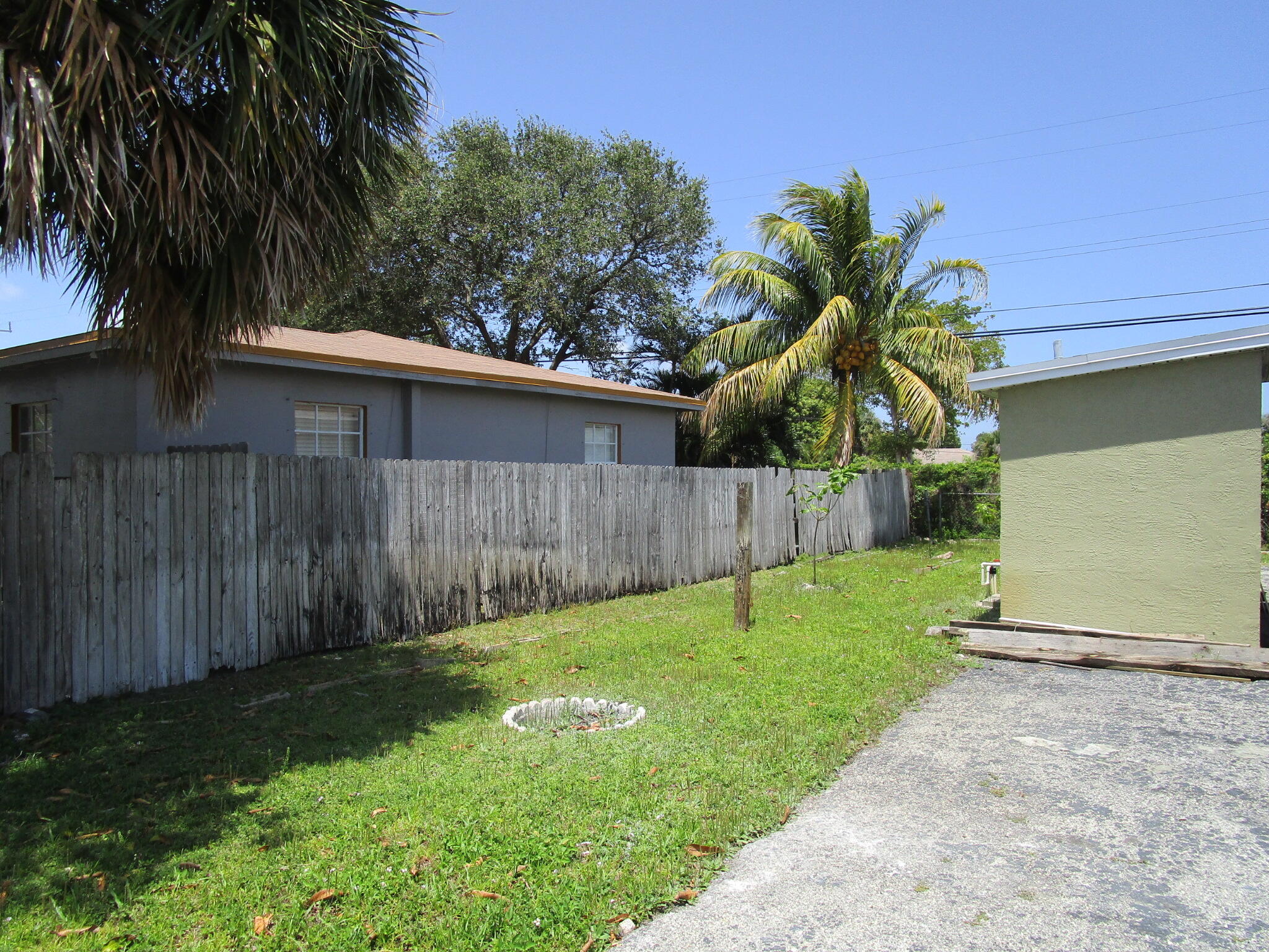 3501 Avenue East, Unit 1 Riviera Beach, FL 33404 - Photo 32 of 35 32