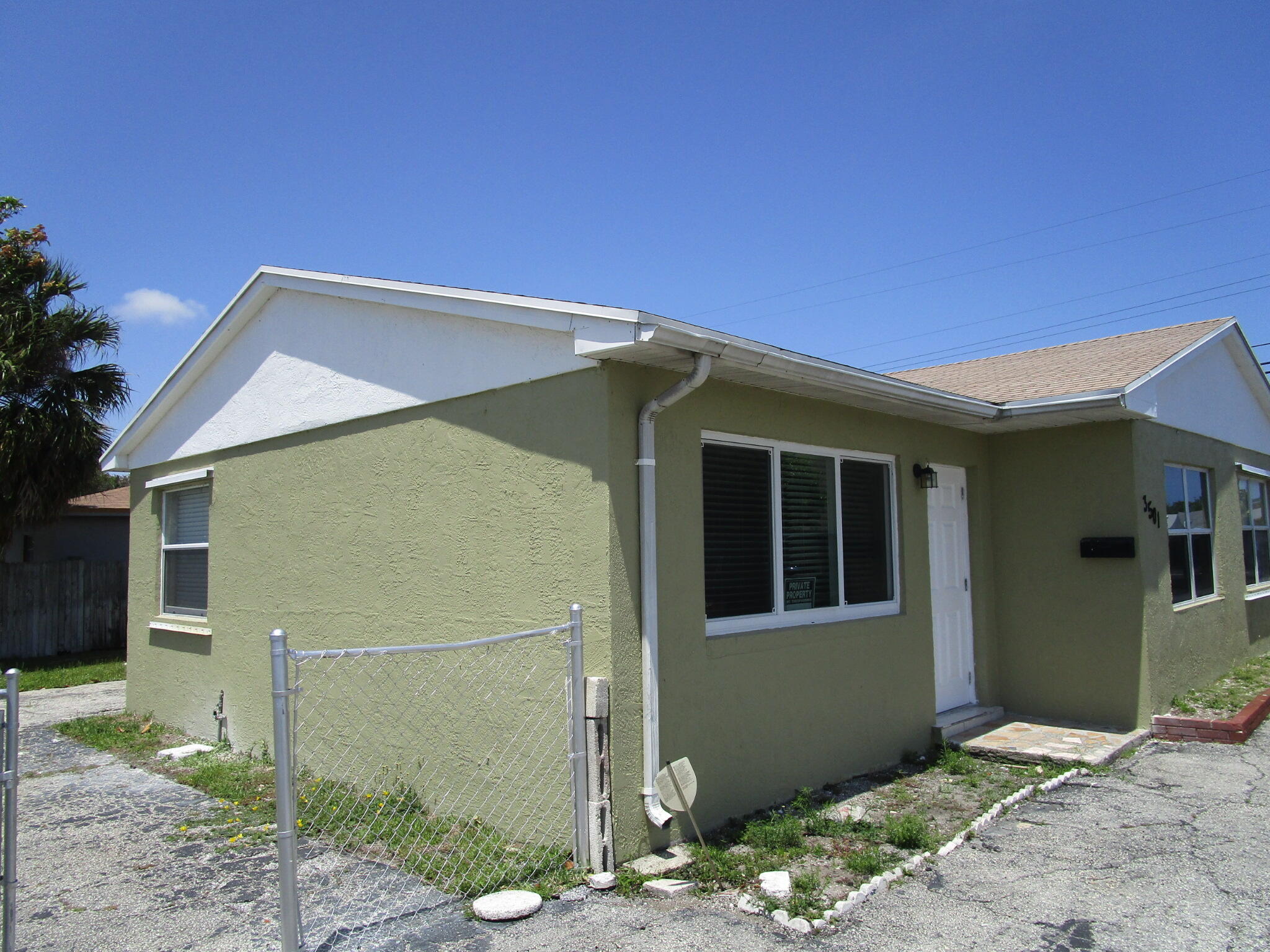 3501 Avenue East, Unit 1 Riviera Beach, FL 33404 - Photo 4 of 35 3